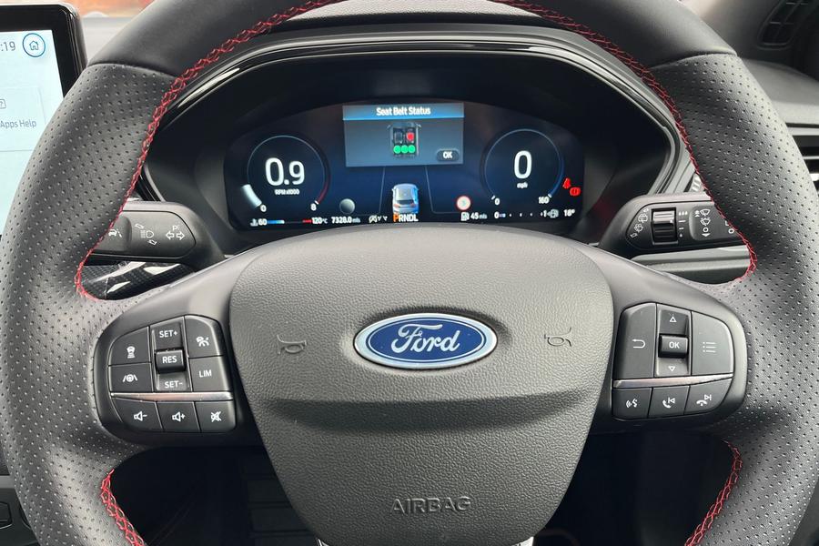 Ford Focus Photo autoimg-2a5484b14f0e9d0bd78e416753ad252bcd22915a.jpg