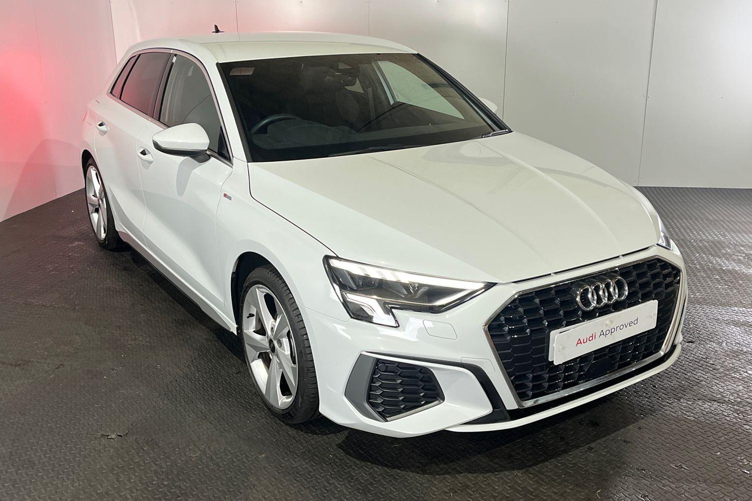 2023 AUDI A3 Audi A3 Sportback S line 35 TFSI 150 PS 6-speed £26,822 5,742  miles Glacier white, metallic