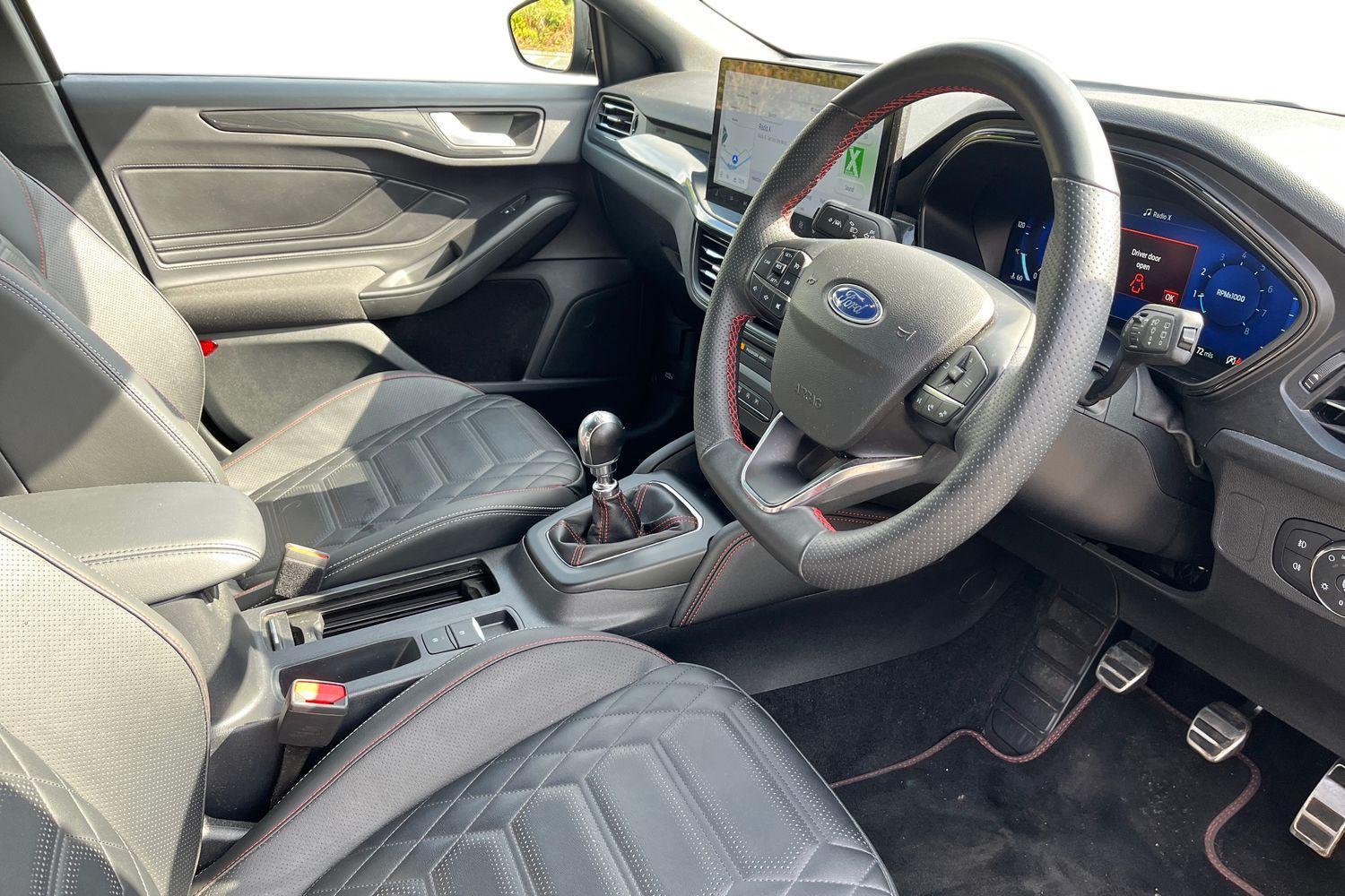 Ford Focus Photo 8