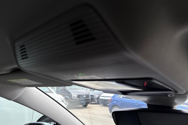 Volkswagen Golf Photo 25