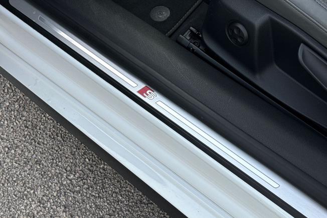 AUDI A5 Photo 25