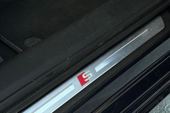 AUDI A6 Photo 29