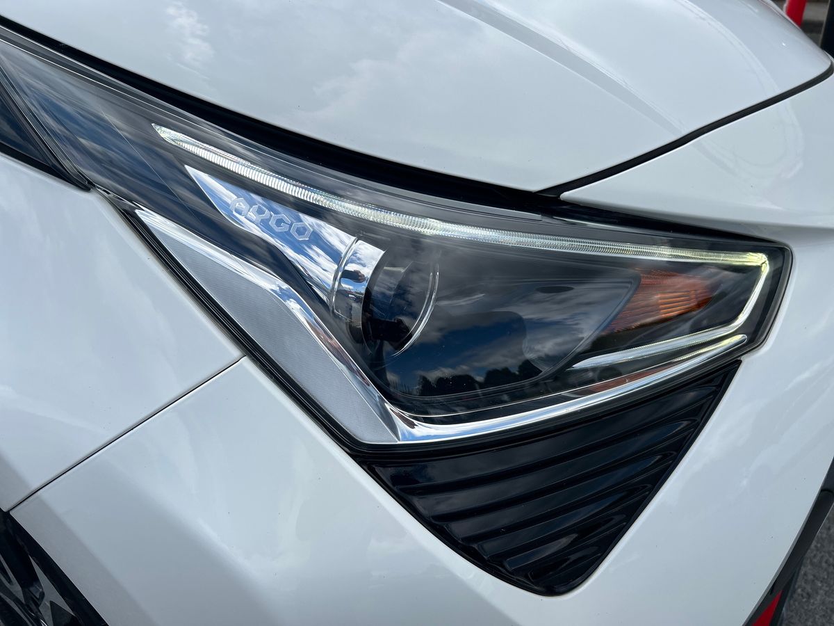 Toyota AYGO Photo 16