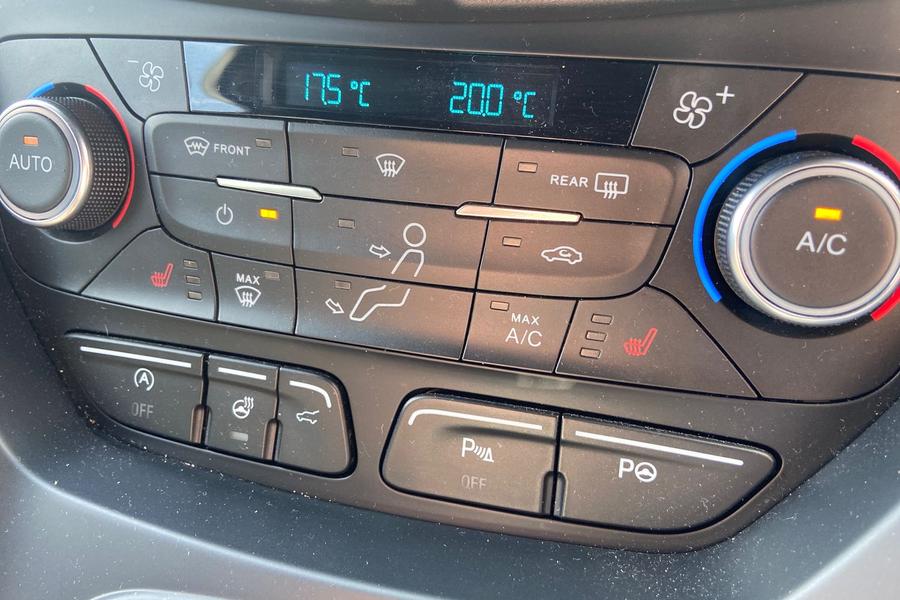 Ford Kuga Photo autoimg-2a658e69b998c5331adddb636e26407dc69ce8d0.jpg