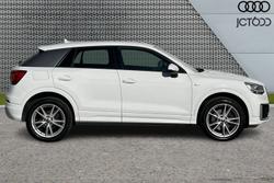 AUDI Q2 Photo 4