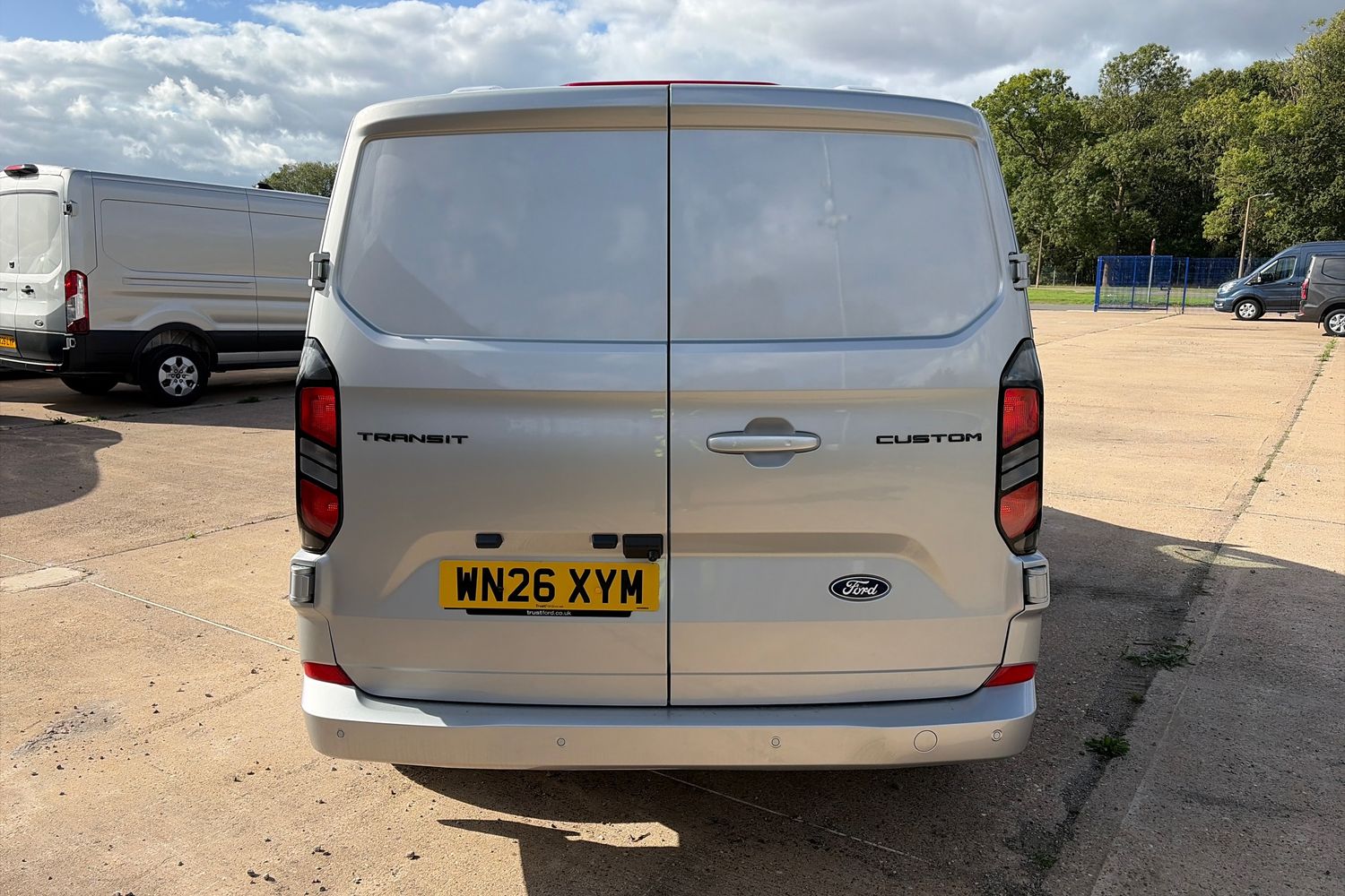 Ford TRANSIT CUSTOM Photo 12