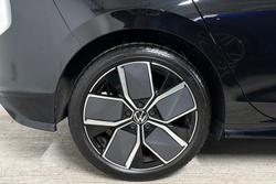 VOLKSWAGEN Golf Photo 5