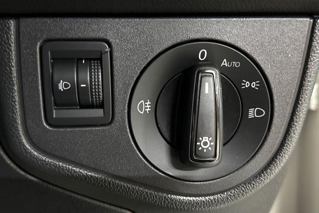VOLKSWAGEN Polo Photo 23
