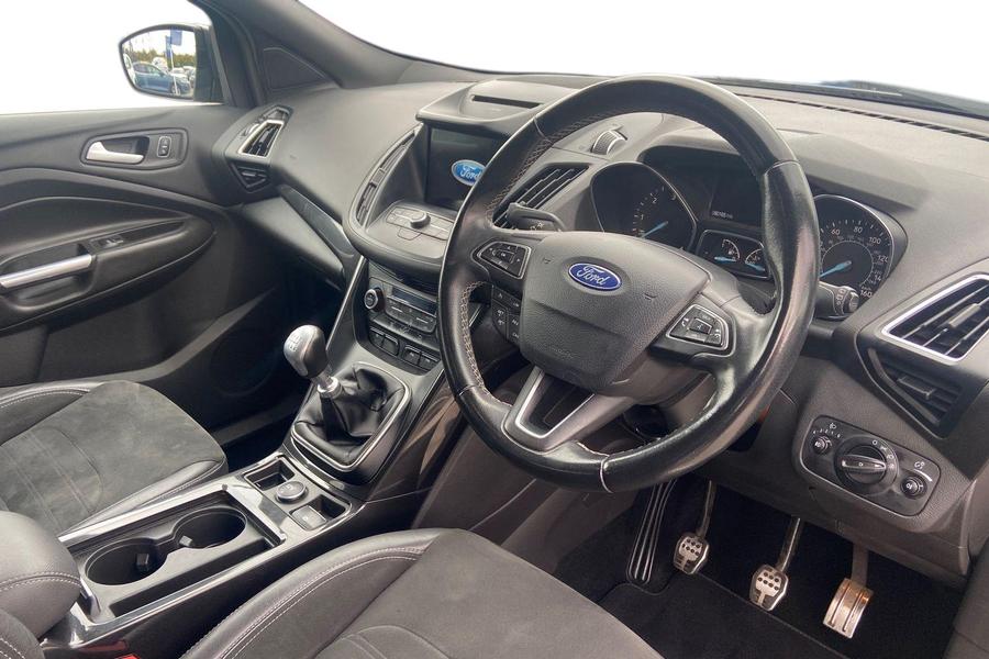 Ford KUGA Photo autoimg-2a7861cc5bda62ccd70f1070068d5147f52a6945.jpg