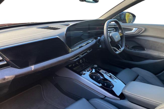 AUDI A5 Avant Photo 2