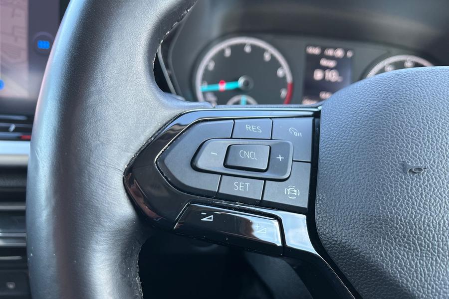 Ford Grand Tourneo Connect Photo autoimg-2a7cf039cdeff1386e986c433fd67e1e8f26f6f1.jpg