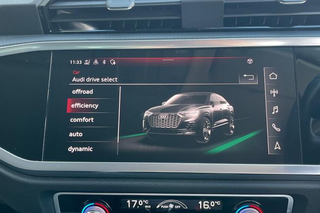 AUDI Q3 Photo 22