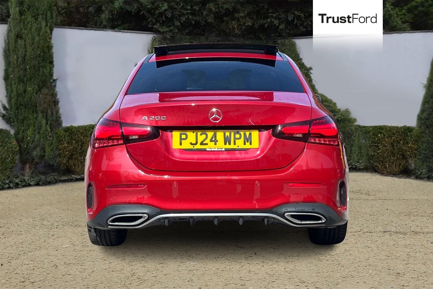 Mercedes-Benz A CLASS Photo 6