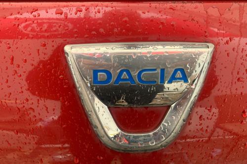 Dacia DUSTER Photo autoimg-2a7fd553196f0e6ee326006293e2df633d2ec03b.jpg