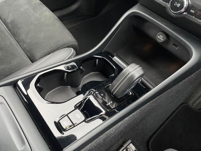 VOLVO Xc40 Photo 42
