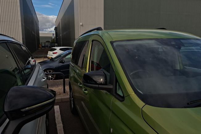 VOLKSWAGEN Caddy Maxi Photo 20