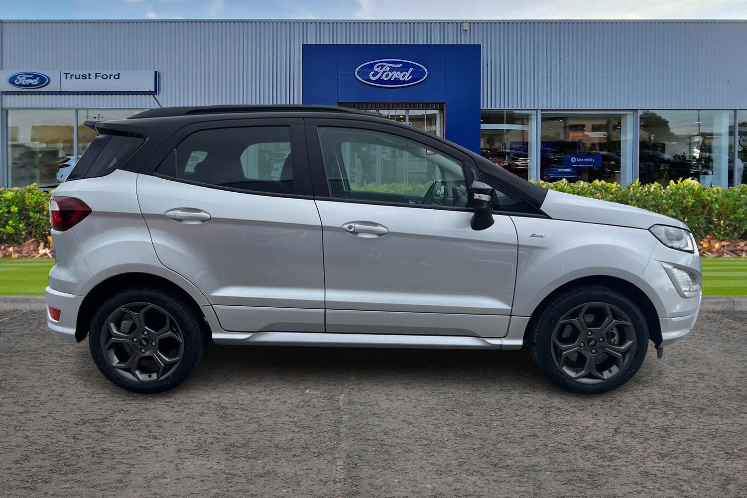 Ford ECOSPORT Photo 2