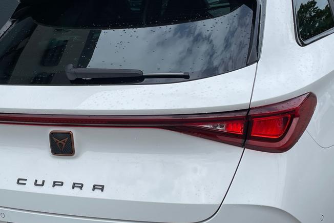CUPRA Leon Photo 18