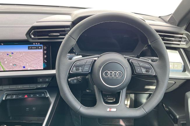 AUDI A3 Photo 11
