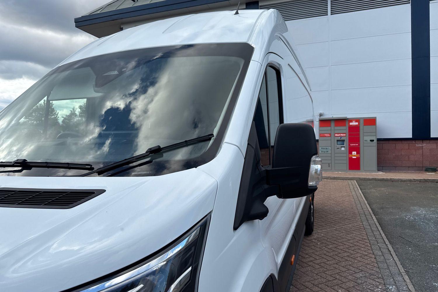 Ford TRANSIT Photo 24