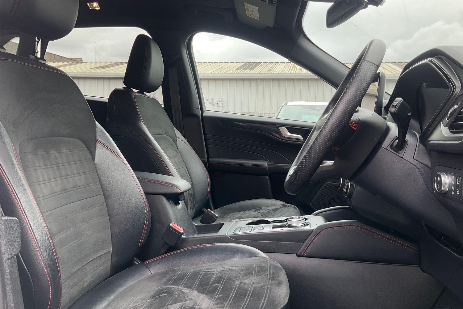 Ford KUGA Photo 16