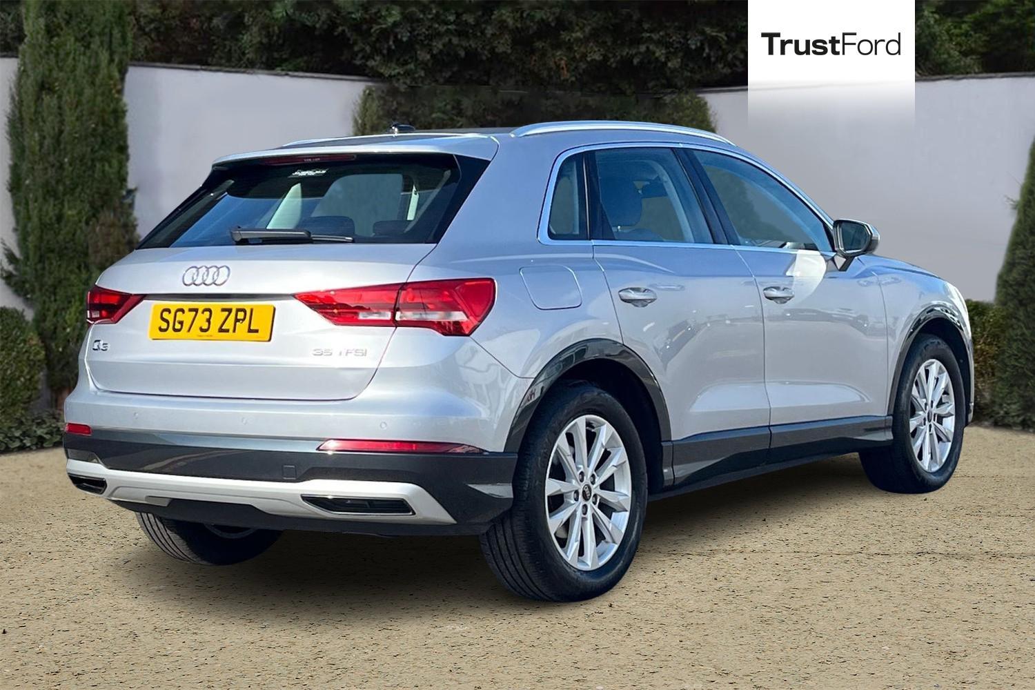 Audi Q3 Photo 3