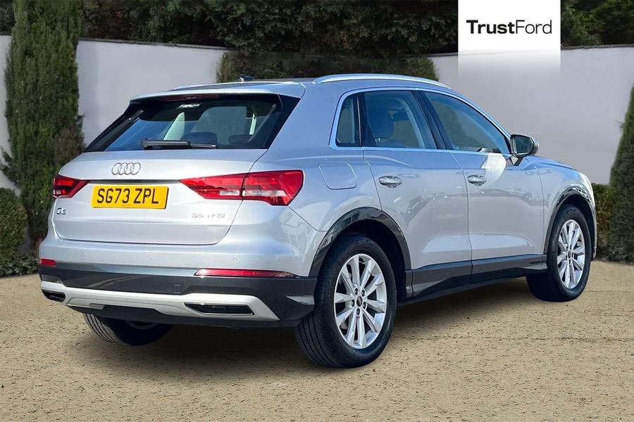 Audi Q3 Photo autoimg-2a8cd14a34822fda835fc3090f8cdd6af06aaea5.jpg