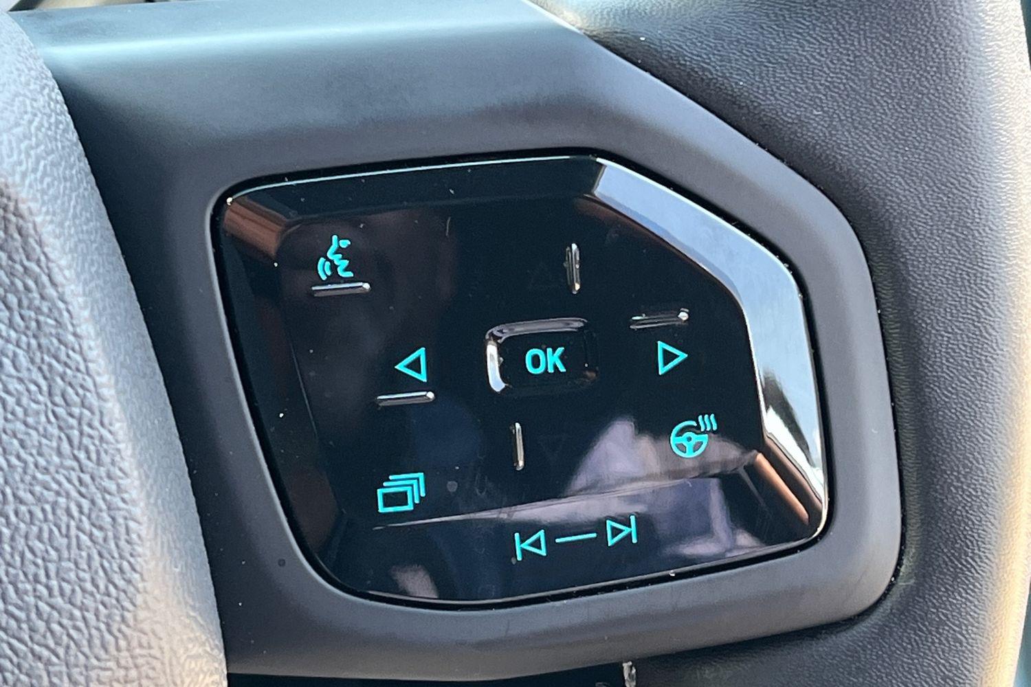 Ford Explorer Photo 28