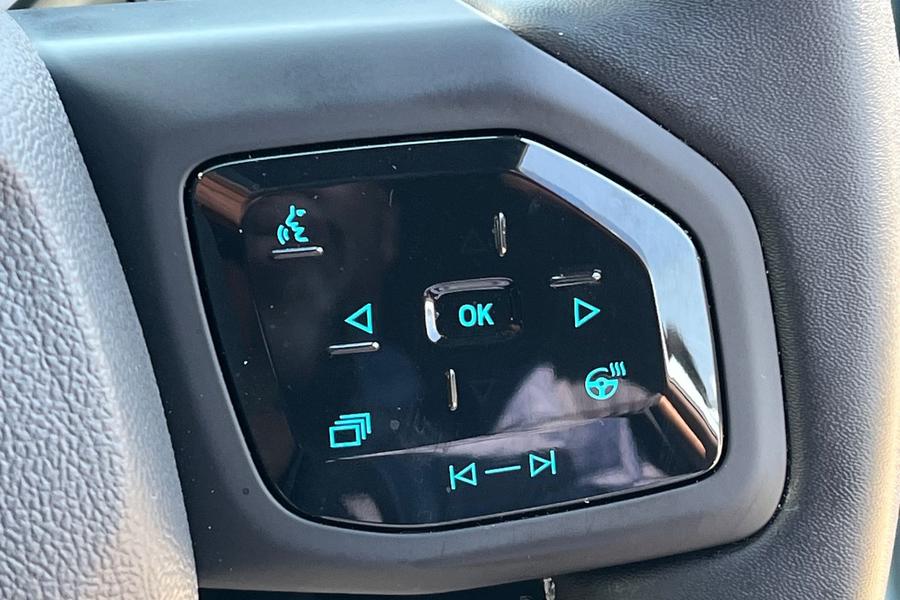 Ford Explorer Photo autoimg-2a90a91f46fca33b7a7f621b7ec93f6325734ee6.jpg