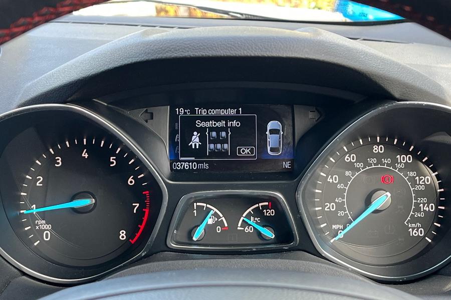 Ford Kuga Photo autoimg-2a9107fe46c14fea5654a057e94628f59b6a1b52.jpg