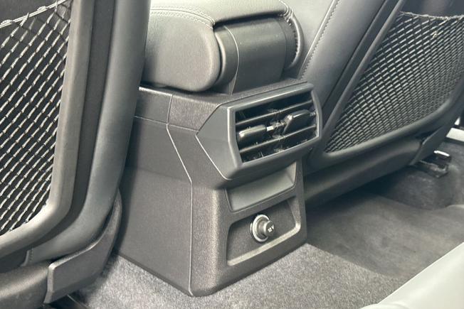 AUDI S3 Photo 24