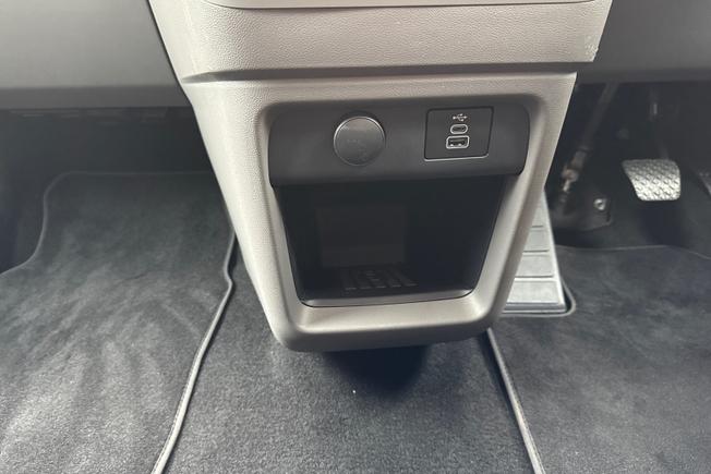 VOLKSWAGEN Transporter Photo 43