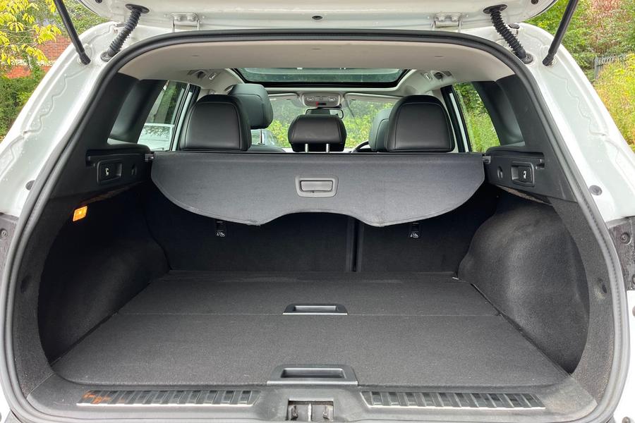 Renault Kadjar Photo autoimg-2aa57734451238551a60ece83ed6fa3da9cd47bc.jpg