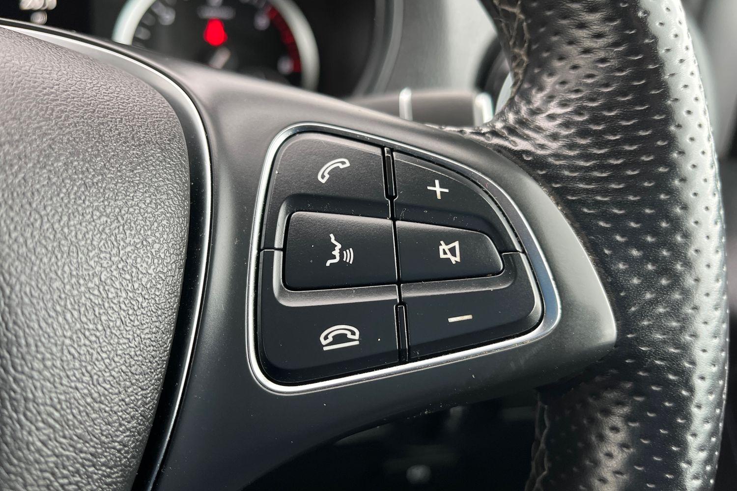 Mercedes-Benz VITO Photo 32