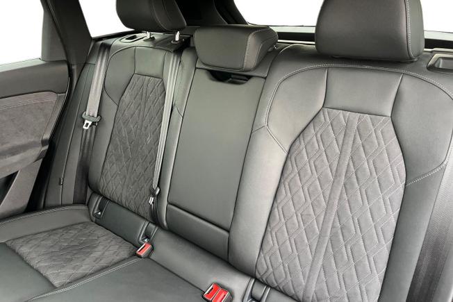 Audi Q6 E-Tron Photo 9