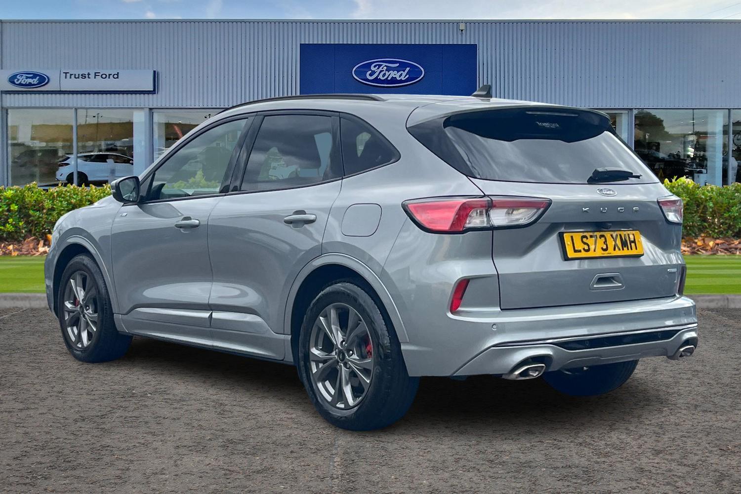 Ford Kuga Photo 1