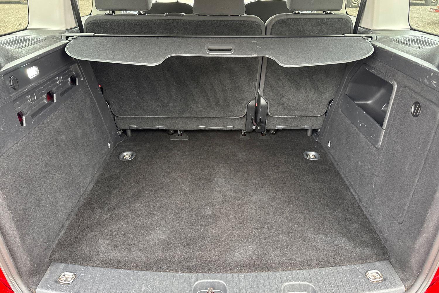 Ford TOURNEO CONNECT Photo 20