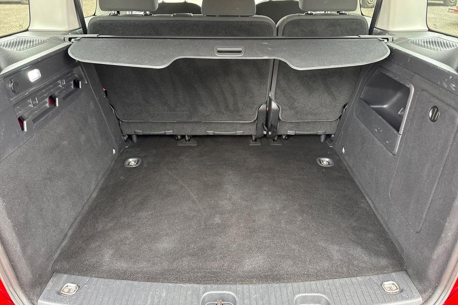 Ford TOURNEO CONNECT Photo autoimg-2aa8745ca126e64167a6d4f068dfb3a50e37fb9f.jpg