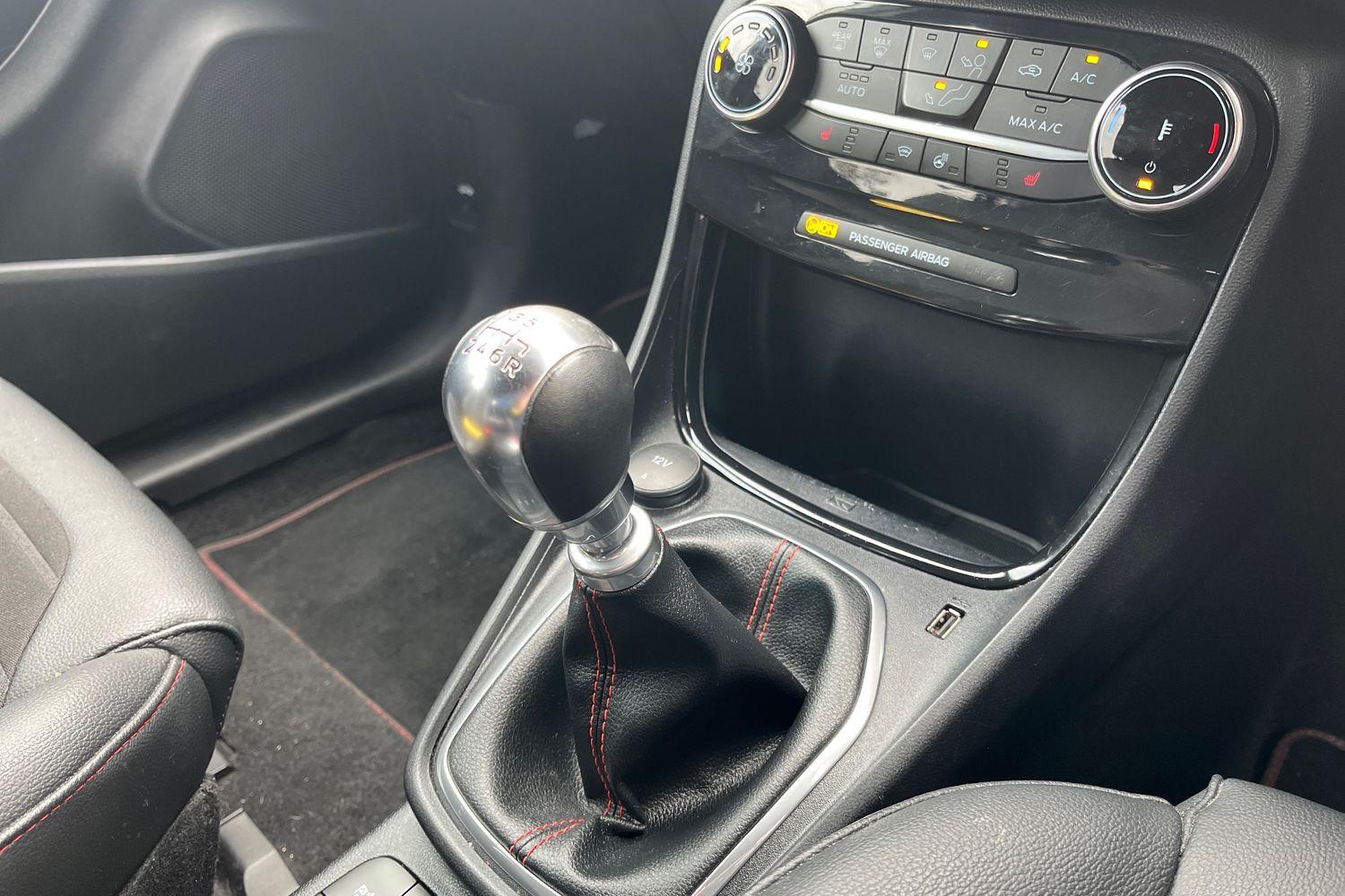 Ford PUMA Photo 32