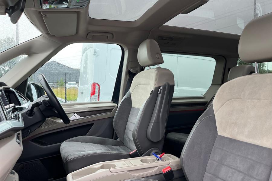 Volkswagen Multivan Photo autoimg-2aaf672807f7b26cce4600fa0023406dcc0f06f5.jpg