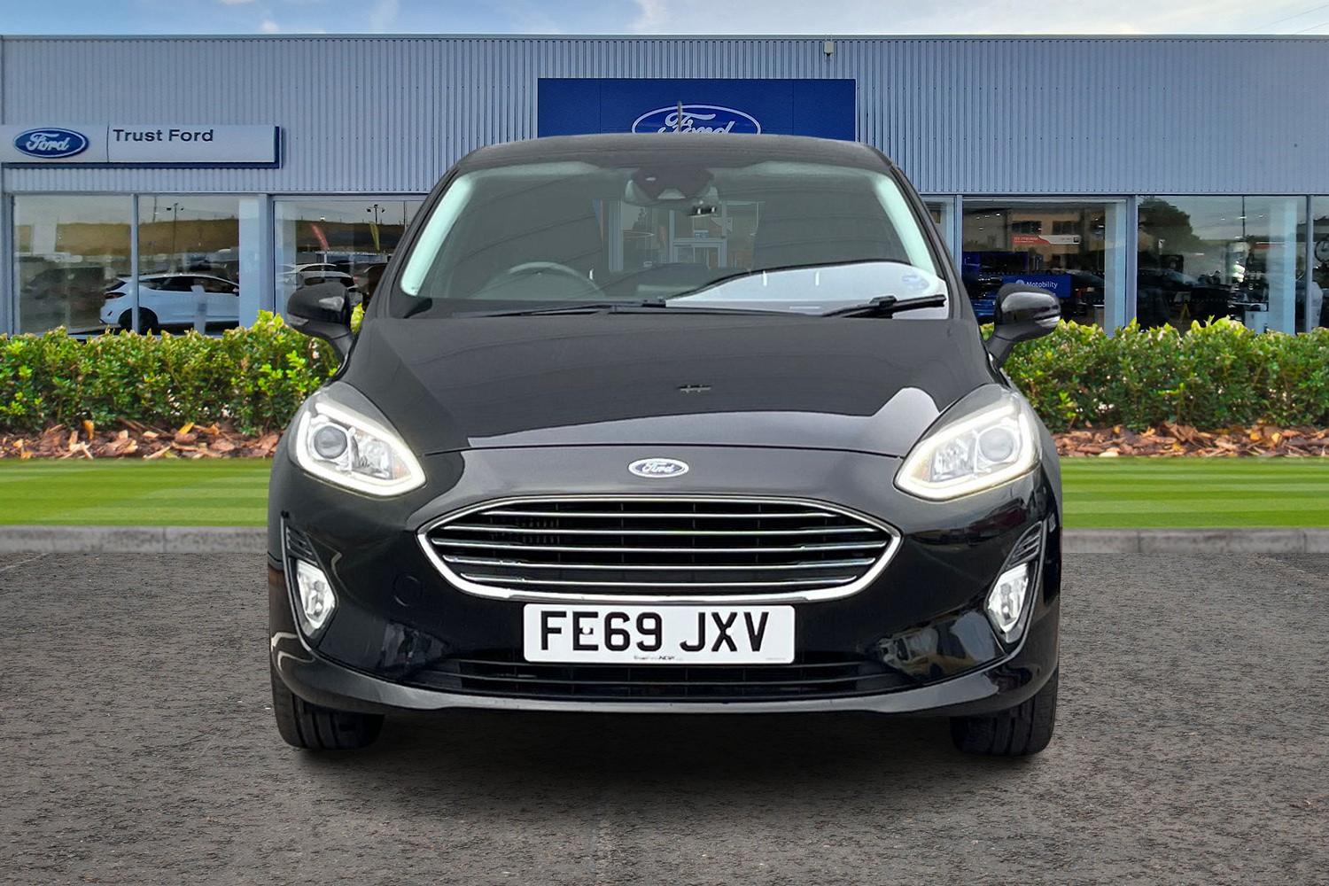 Ford FIESTA Photo 5