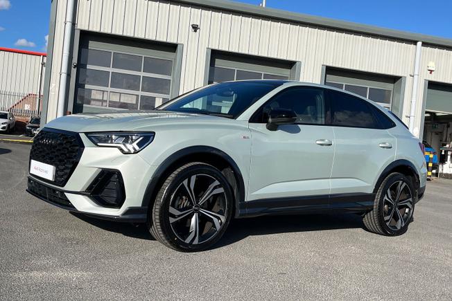 AUDI Q3 Photo 25