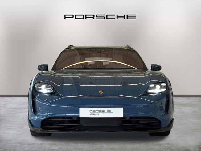 PORSCHE Taycan Photo 2