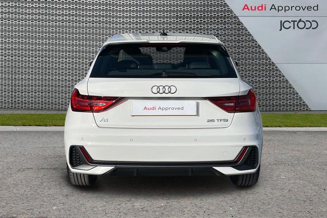 Audi A1 Photo 7