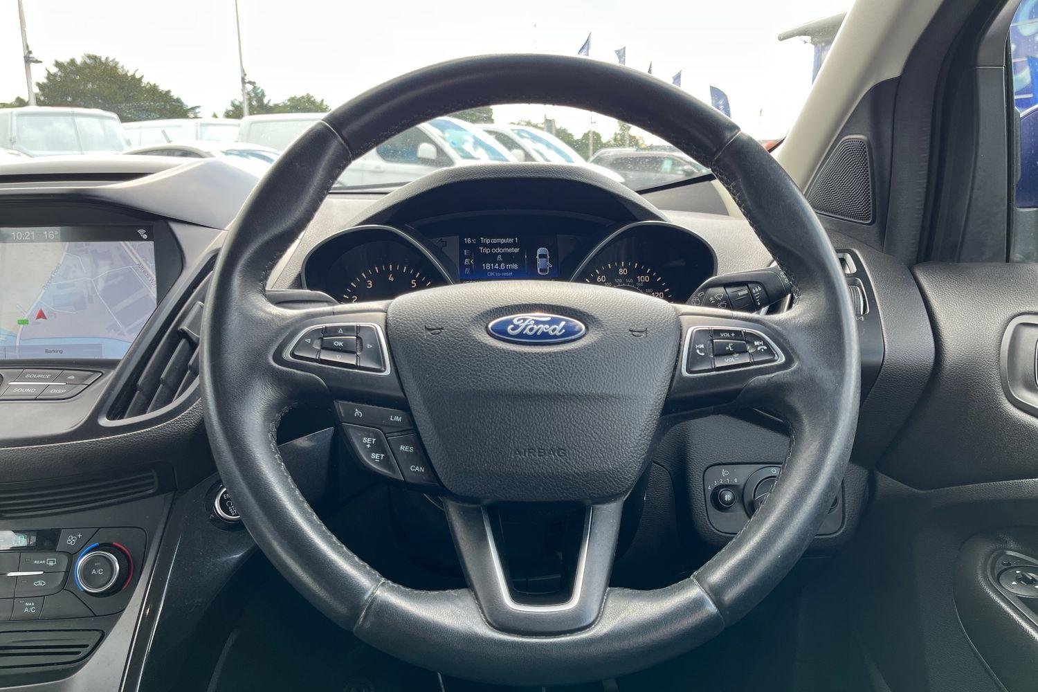 Ford KUGA Photo 11