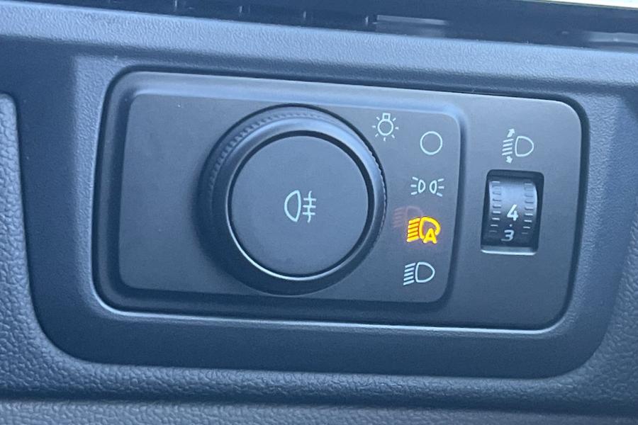 Ford TRANSIT CUSTOM Photo autoimg-2ac04190f1b5a6b047e1698320b0e7249a3c79c0.jpg