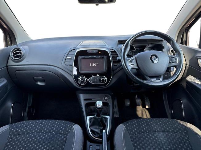 RENAULT Captur Photo 10