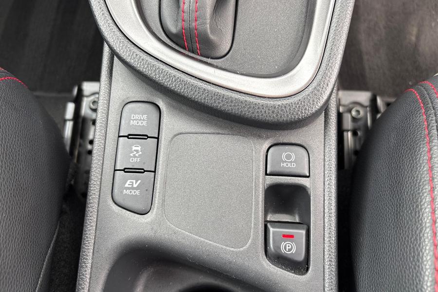 Toyota YARIS CROSS Photo autoimg-2ac28762eaf609b5af363d28bd8301c75321bbc0.jpg