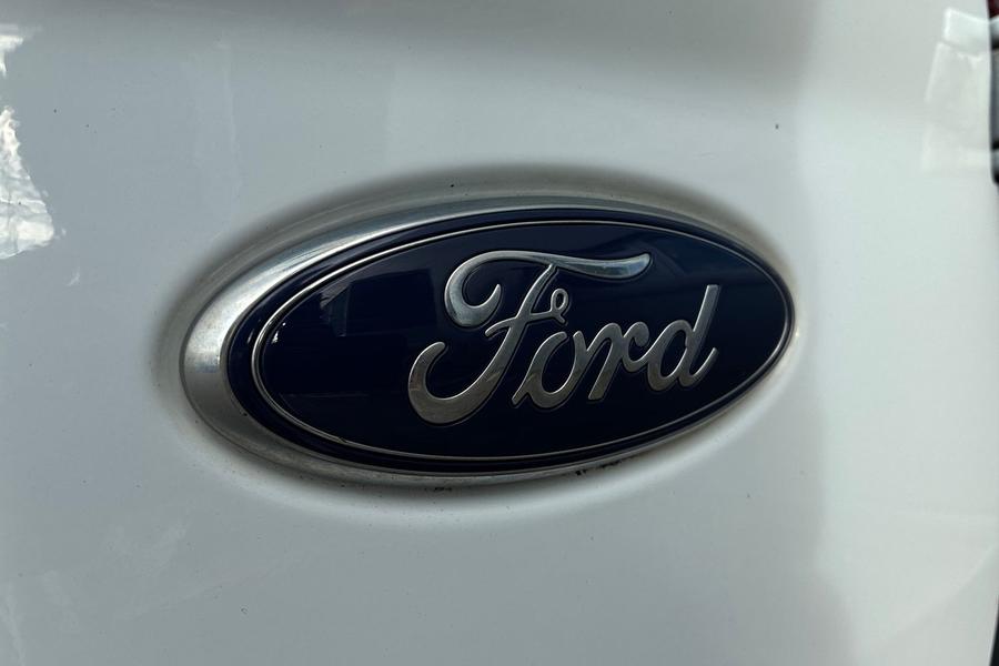 Ford TRANSIT CONNECT Photo autoimg-2ac81133b1a4b81c61cb9ee25a7ec59cf969e311.jpg