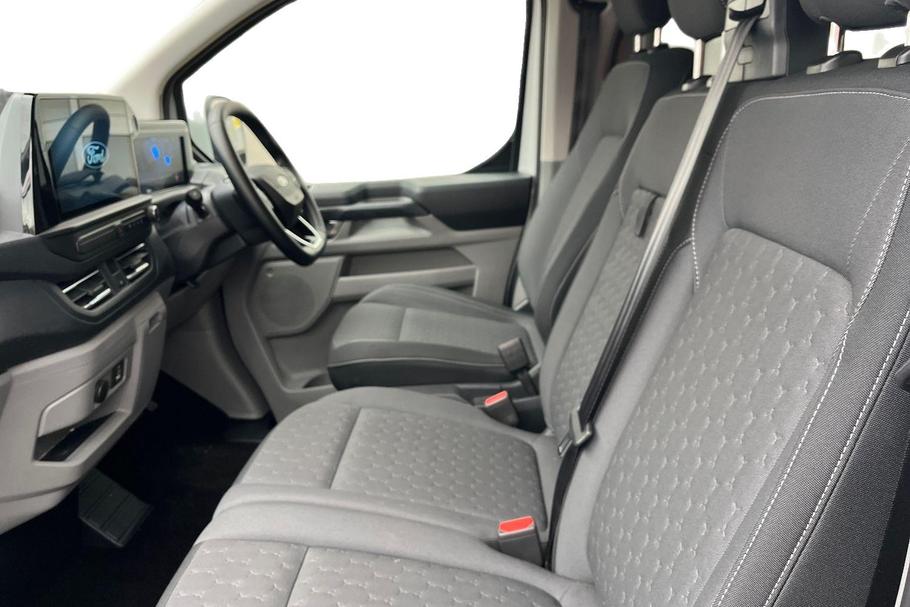 Used Ford TRANSIT CUSTOM WO25USX 9